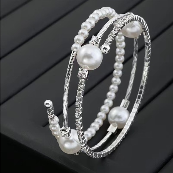 Silver Pearl & Rhinestone Bangle - Picture 3 of 4